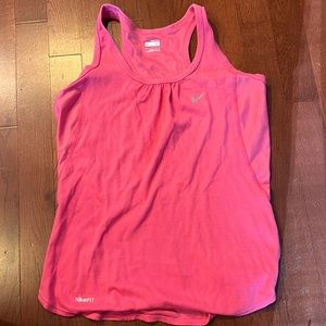 Nike fit dry workout tank top. Size medium